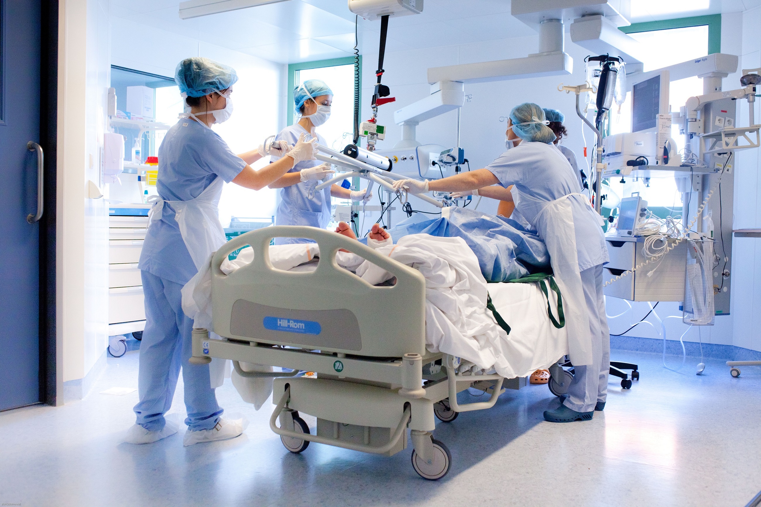 CRITICAL CARE ICU